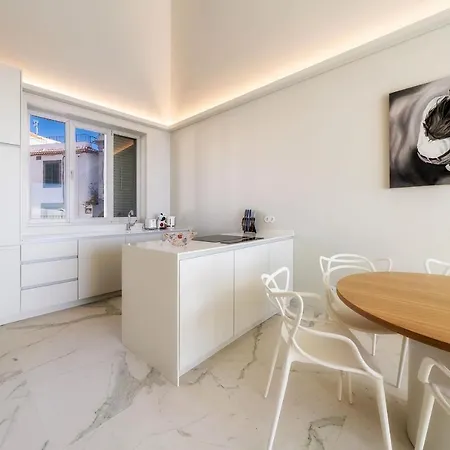 Barreirinha Front-line Sea View Ii By Madeira Funchal (Madeira)