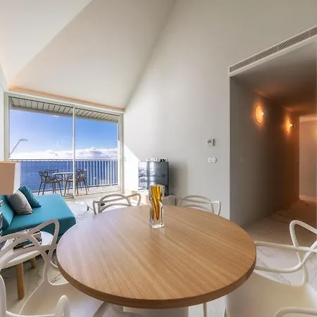 Barreirinha Front-line Sea View Ii By Madeira Apartment