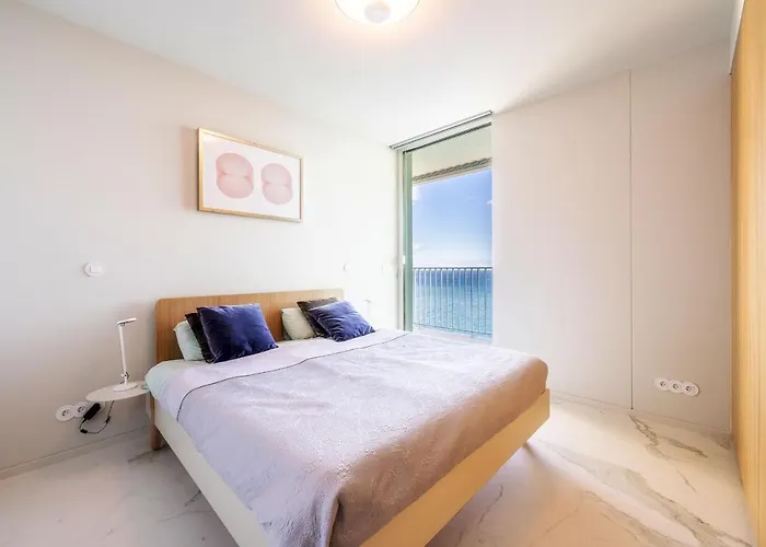 Barreirinha Front-line Sea View Ii By Madeira *